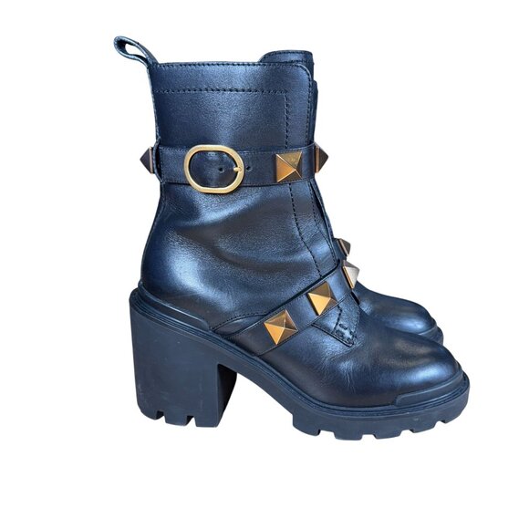 Valentino Garavani Roman Stud Black Ankle Lug Sole Combat Boots Size EU 37.5 - Picture 11 of 14
